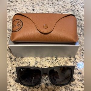 Ray-Ban Justin RB4165 Brand New